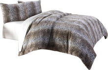 Load image into Gallery viewer, Kasbah 3-pc King Duvet Set in Brown
